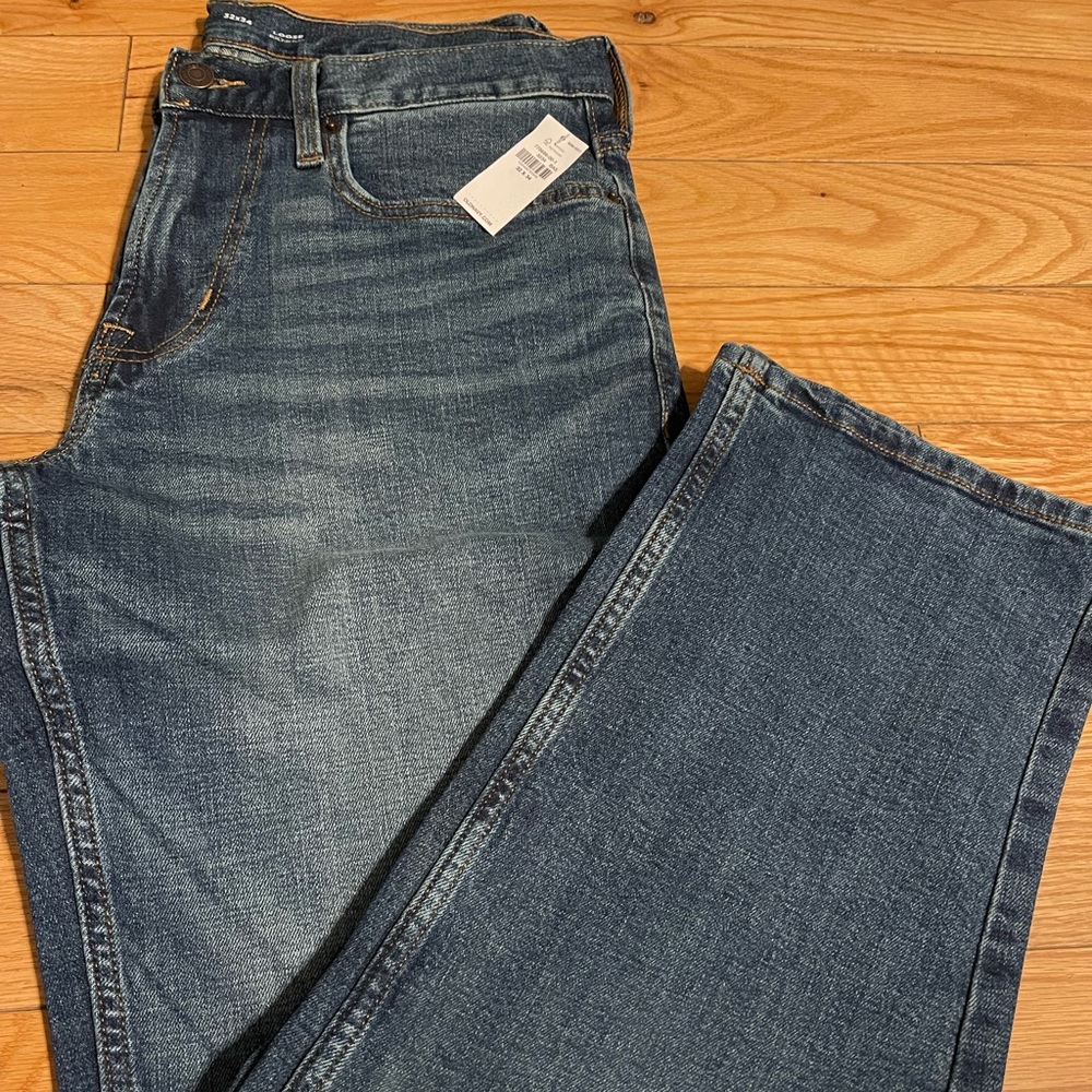 Old Navy men’s jean- new with tags